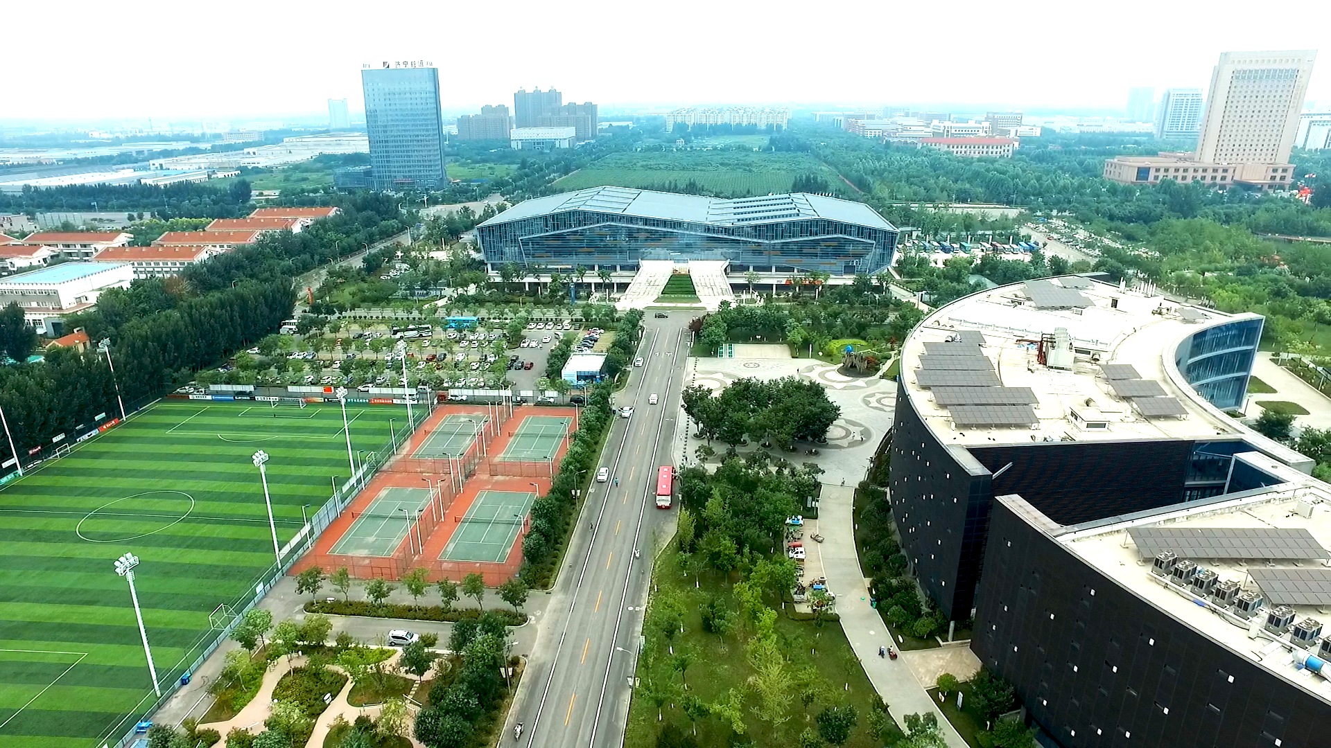 濟(jì)寧體育館